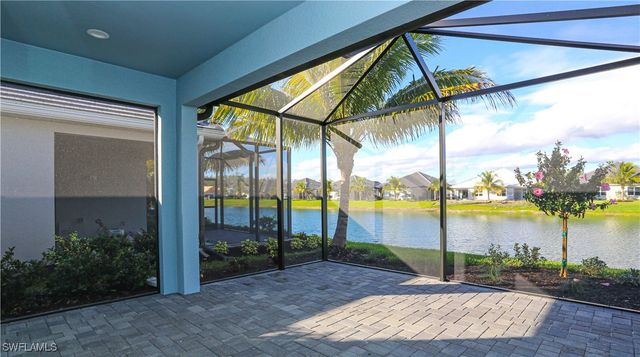 2428 Ariane DR, Naples, FL 34112