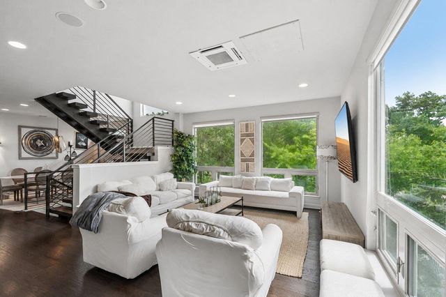 1142 Lost Creek BLVD 12, Austin, TX 78746