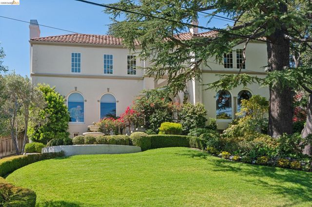1300 Sunnyhills Rd, Oakland, CA 94610