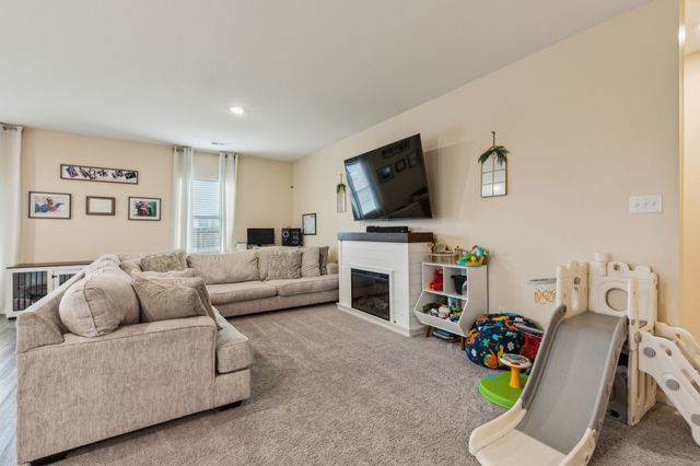 4745 Swan Neck Drive, Fort Worth, TX 76179