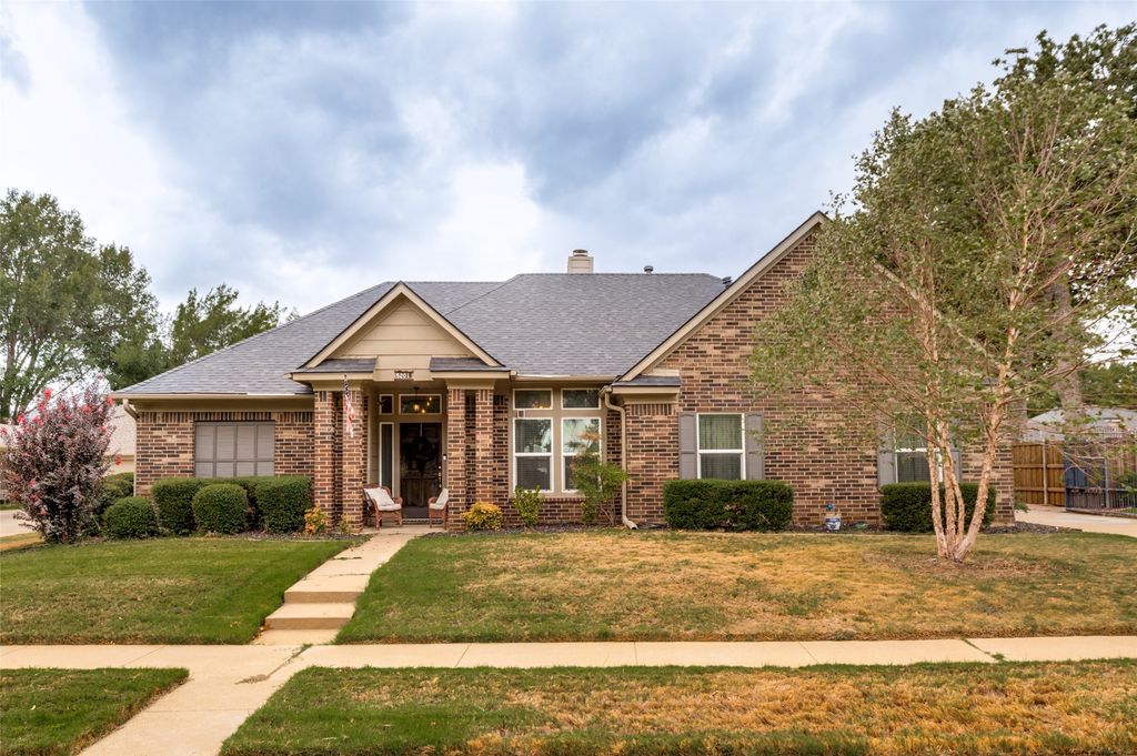 5201 Alexander Drive, Flower Mound, TX 75028 — exterior