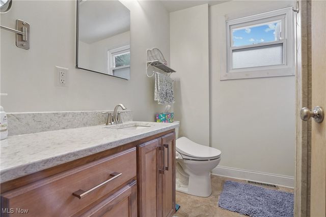 1151 Collinwood Avenue, Akron, OH 44310