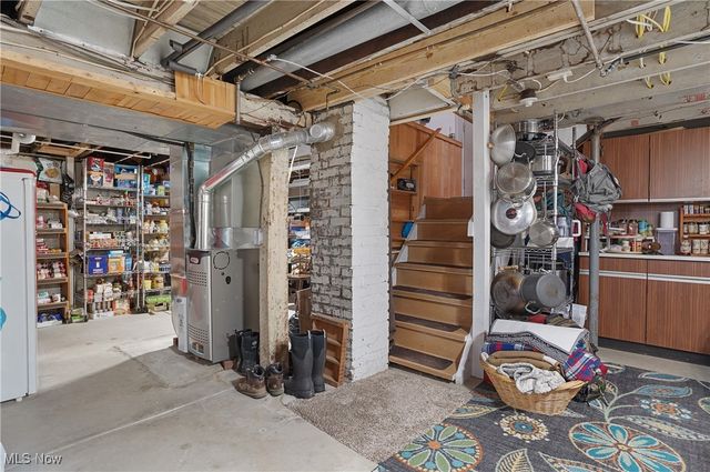 1151 Collinwood Avenue, Akron, OH 44310