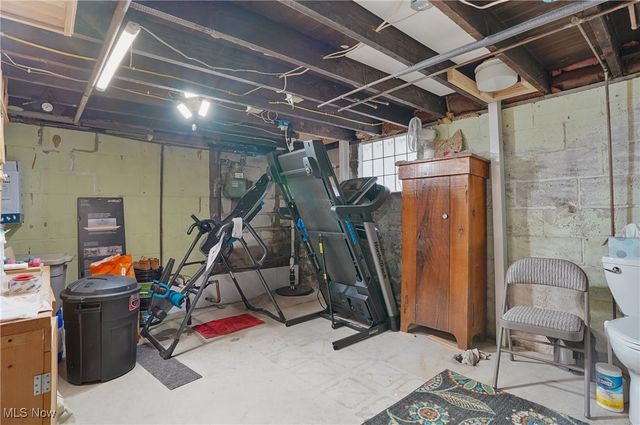 1151 Collinwood Avenue, Akron, OH 44310