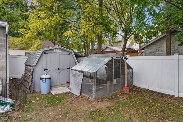 1151 Collinwood Avenue, Akron, OH 44310