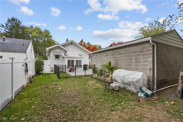 1151 Collinwood Avenue, Akron, OH 44310