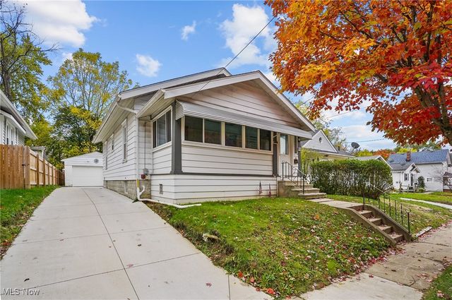 1151 Collinwood Avenue, Akron, OH 44310