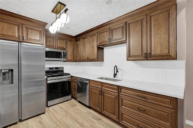 520 Stanford Place, Woodstock, GA 30188