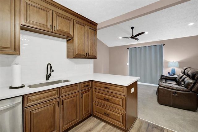 520 Stanford Place, Woodstock, GA 30188