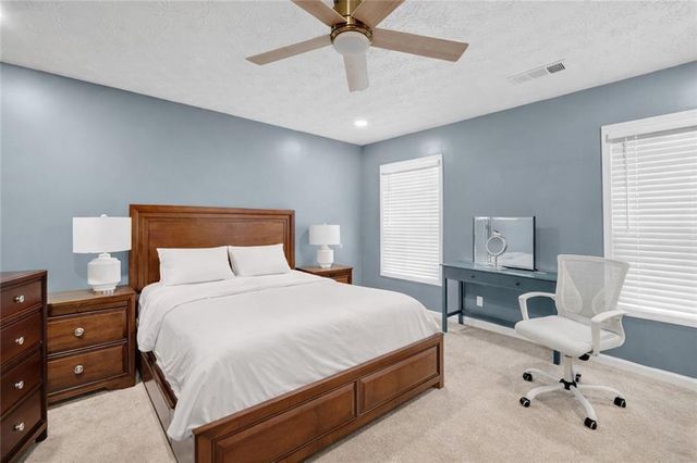 520 Stanford Place, Woodstock, GA 30188