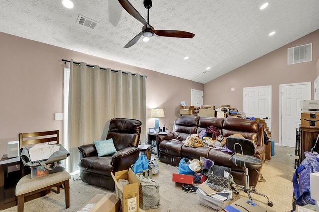 520 Stanford Place, Woodstock, GA 30188