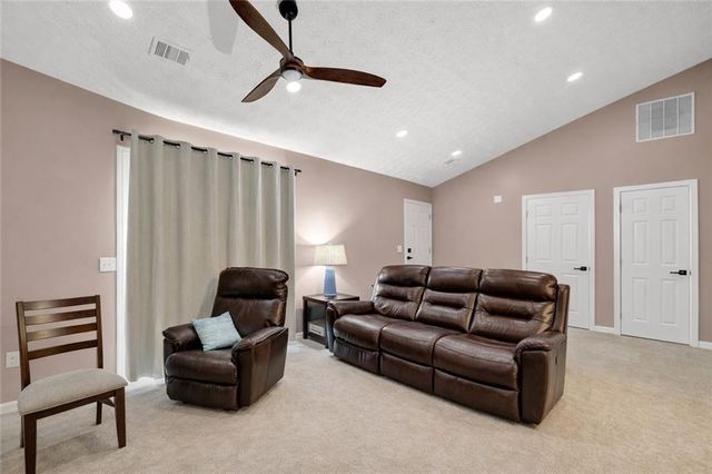 520 Stanford Place, Woodstock, GA 30188