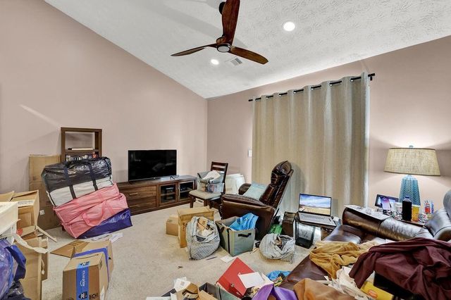 520 Stanford Place, Woodstock, GA 30188