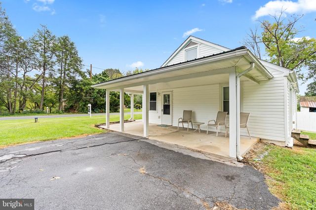 9724 GARIS SHOP RD, Hagerstown, MD 21740