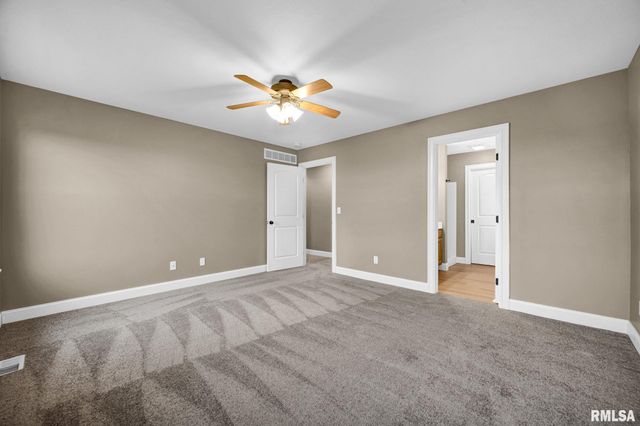 1832 JADENS Way, Washington, IL 61571