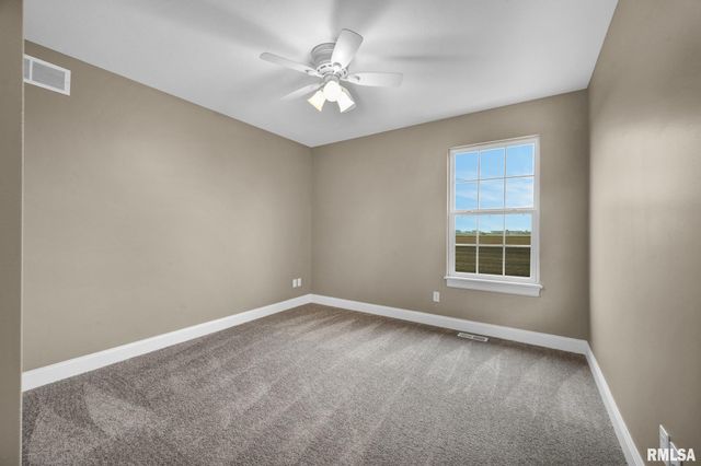 1832 JADENS Way, Washington, IL 61571