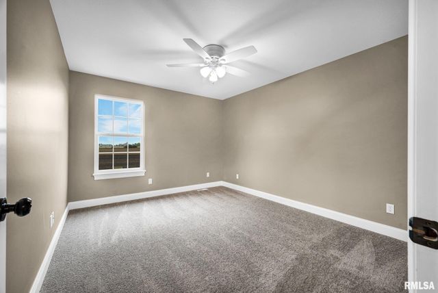 1832 JADENS Way, Washington, IL 61571