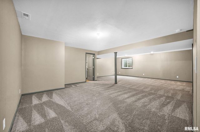 1832 JADENS Way, Washington, IL 61571