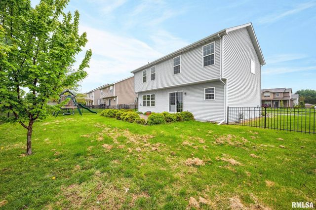 1832 JADENS Way, Washington, IL 61571