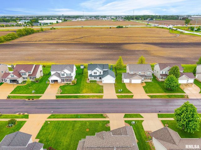 1832 JADENS Way, Washington, IL 61571