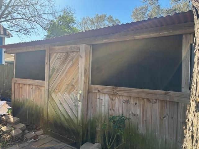 4807 Redfish Reef Street, Bacliff, TX 77518