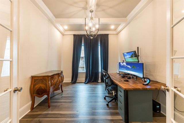 622 Platinum Stone Lane, Pinehurst, TX 77362