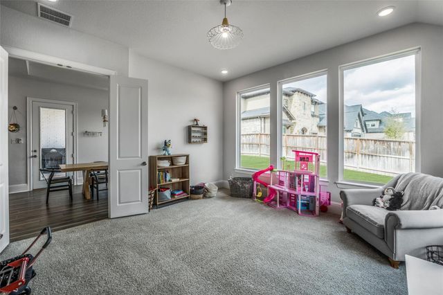 622 Platinum Stone Lane, Pinehurst, TX 77362