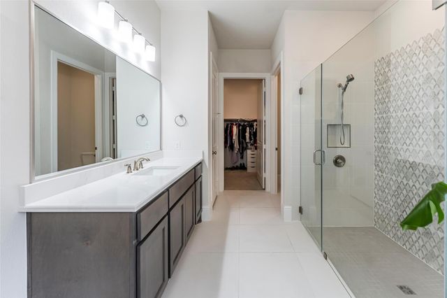 622 Platinum Stone Lane, Pinehurst, TX 77362