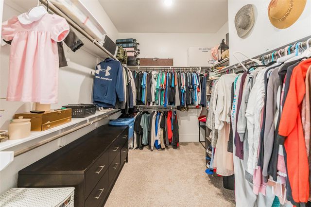 622 Platinum Stone Lane, Pinehurst, TX 77362