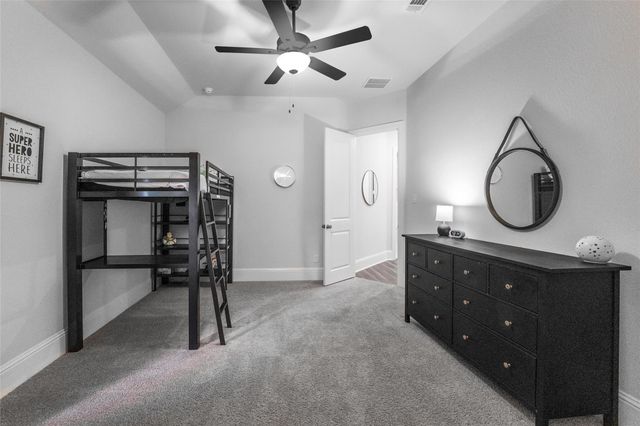 622 Platinum Stone Lane, Pinehurst, TX 77362