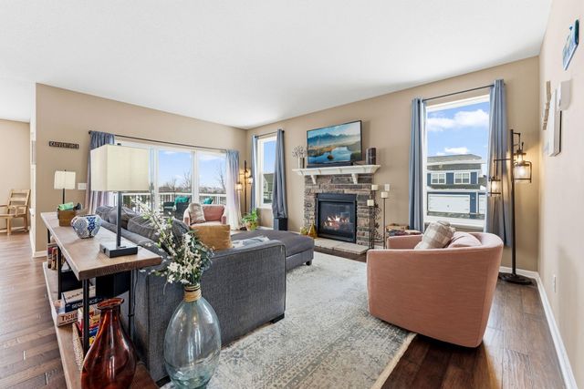 3863 Founders Path, Chaska, MN 55318