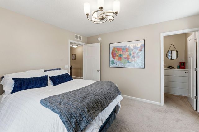 3863 Founders Path, Chaska, MN 55318