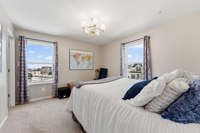 3863 Founders Path, Chaska, MN 55318