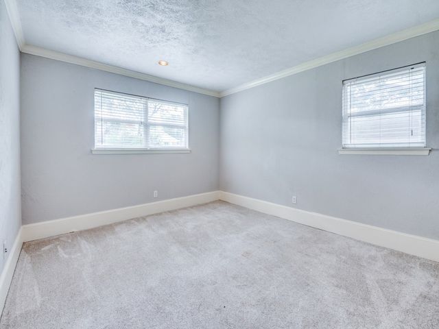 6909 Valhalla Road, Fort Worth, TX 76116