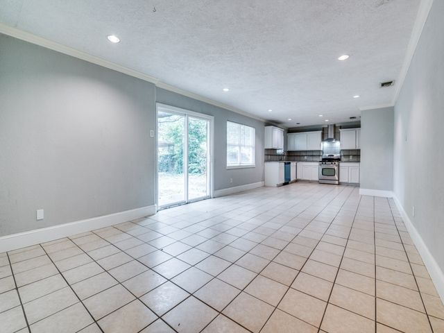 6909 Valhalla Road, Fort Worth, TX 76116