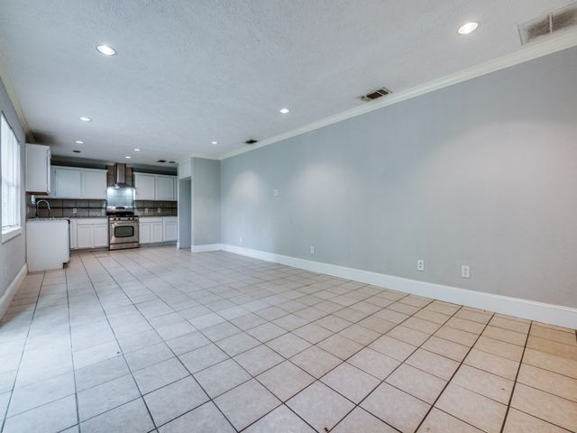 6909 Valhalla Road, Fort Worth, TX 76116