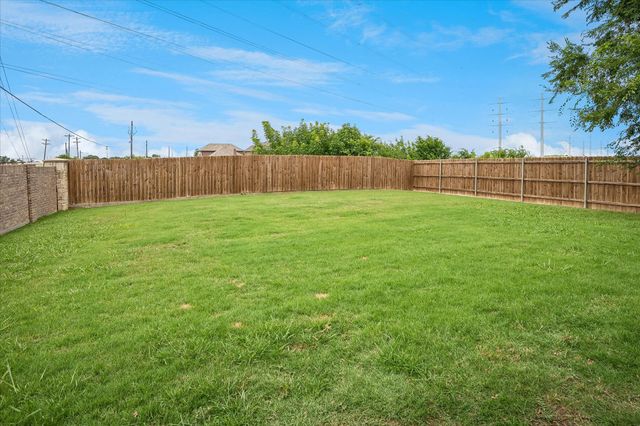 3001 Hidden Valley Drive, Fort Worth, TX 76177