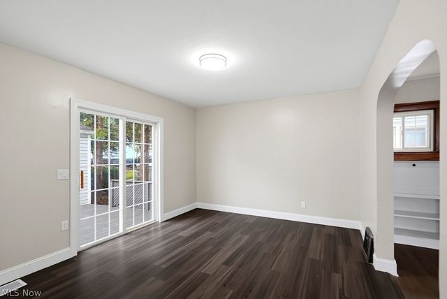 1401 Ridgeway Place NW, Canton, OH 44709
