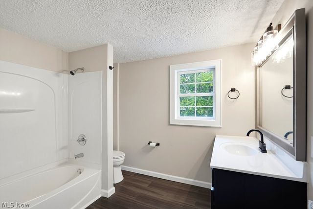 1401 Ridgeway Place NW, Canton, OH 44709