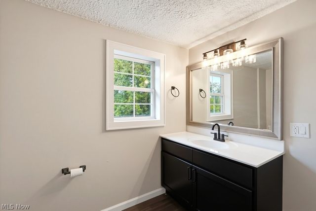 1401 Ridgeway Place NW, Canton, OH 44709