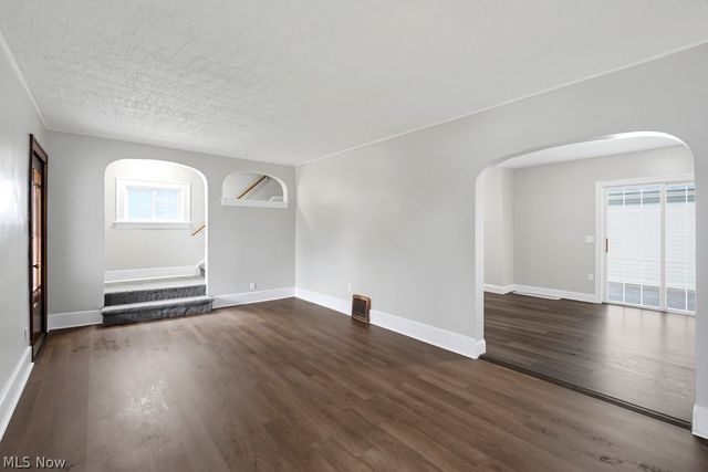 1401 Ridgeway Place NW, Canton, OH 44709