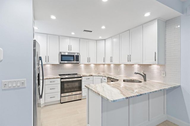 2605 N Fairway Dr Drive N, Jupiter, FL 33477