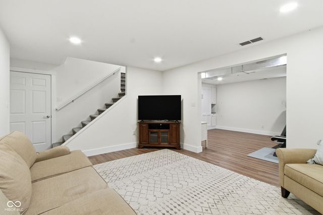8151 N County Road 650 E, Brownsburg, IN 46112