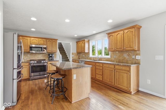 8151 N County Road 650 E, Brownsburg, IN 46112