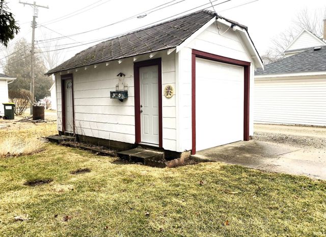 502 E 5th Street, Fowler, IN 47944