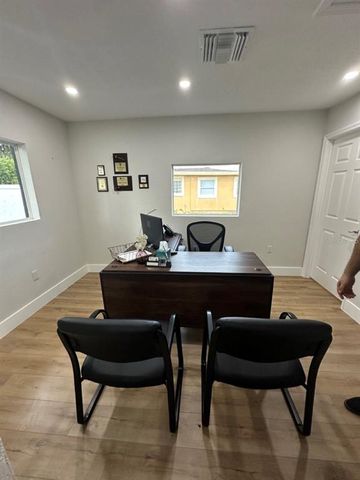 1314 S SEMORAN BOULEVARD, Orlando, FL 32807