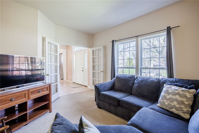 1303 Surrey Garden Way, Webster, NY 14580