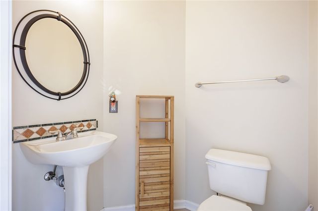 1303 Surrey Garden Way, Webster, NY 14580