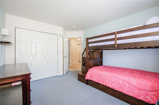 1303 Surrey Garden Way, Webster, NY 14580