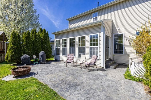 1303 Surrey Garden Way, Webster, NY 14580